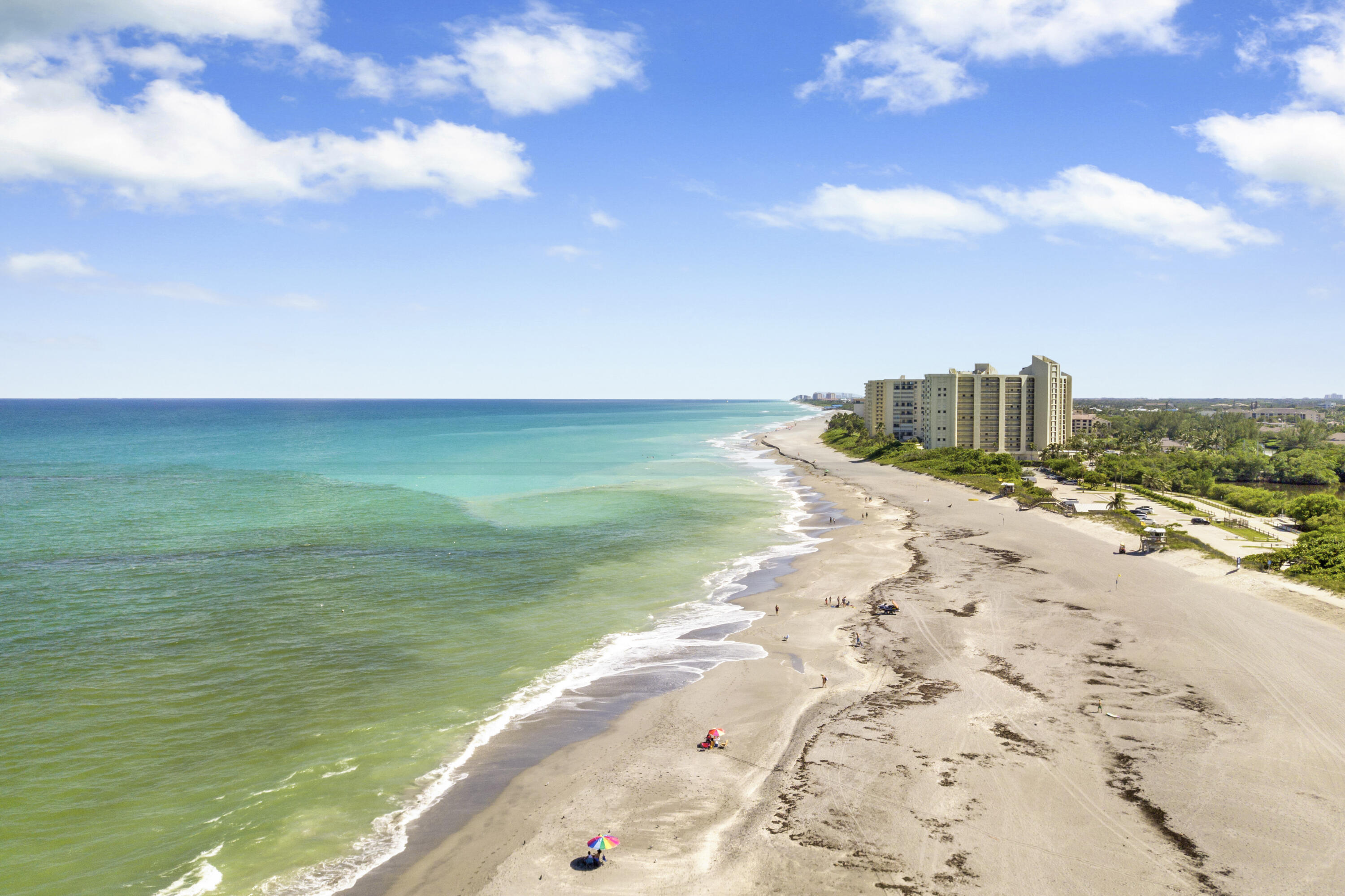 OAK HARBOUR CONDOS - Residential