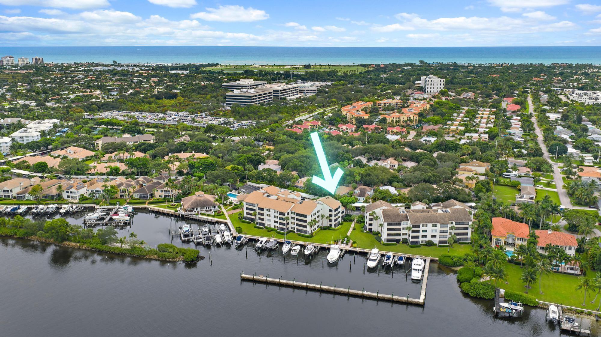 OAK HARBOUR CONDOS - Residential