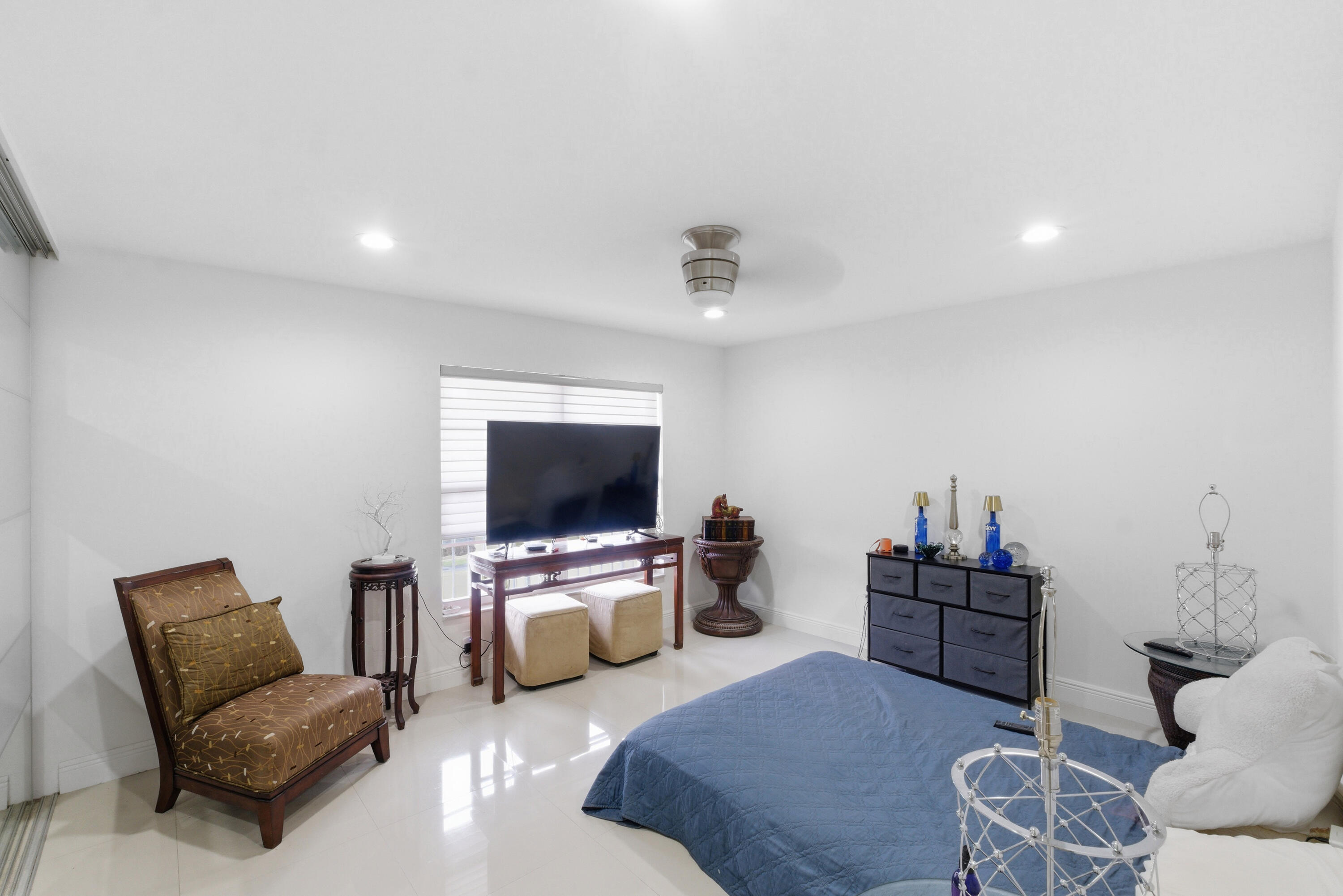 RACQUET CLUB - Residential