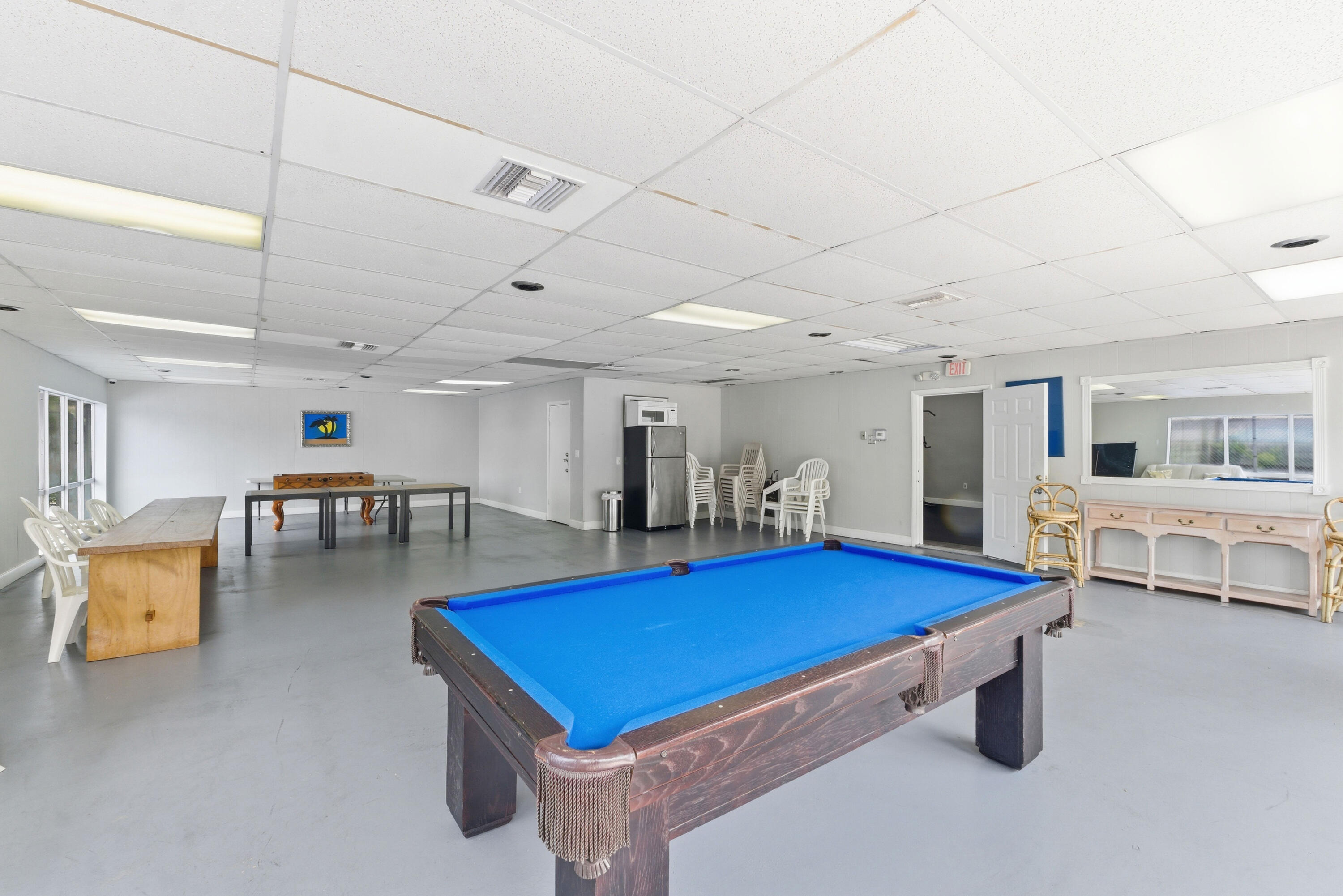 RACQUET CLUB - Residential