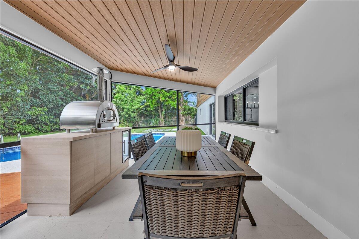 TEQUESTA COUNTRY CLUB - Residential
