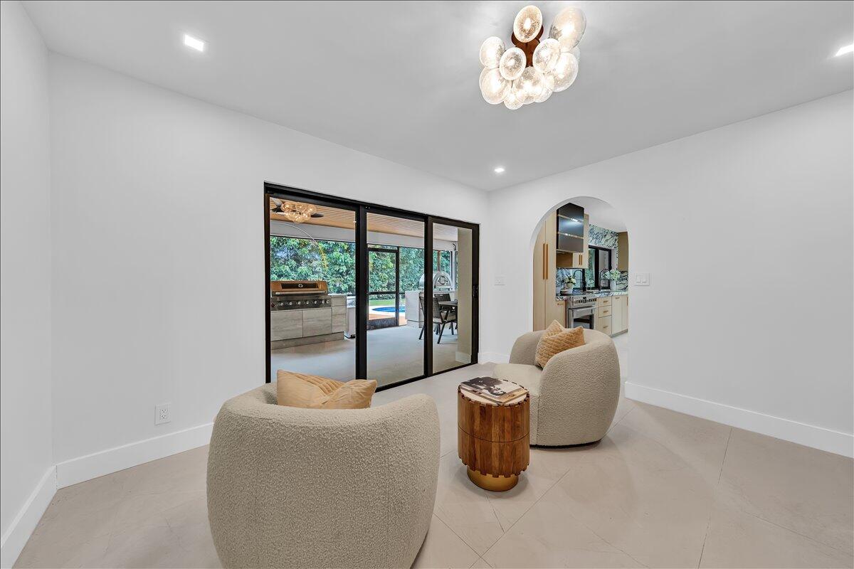TEQUESTA COUNTRY CLUB - Residential