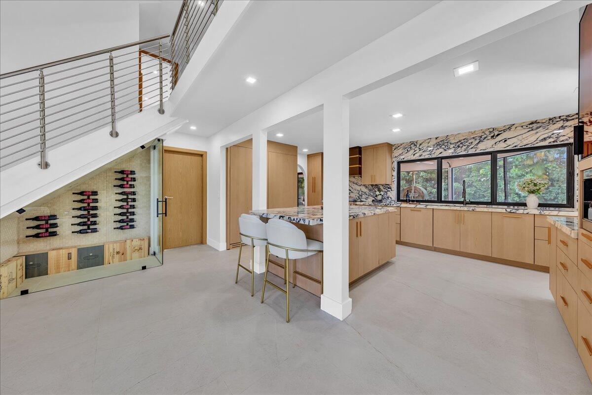 TEQUESTA COUNTRY CLUB - Residential