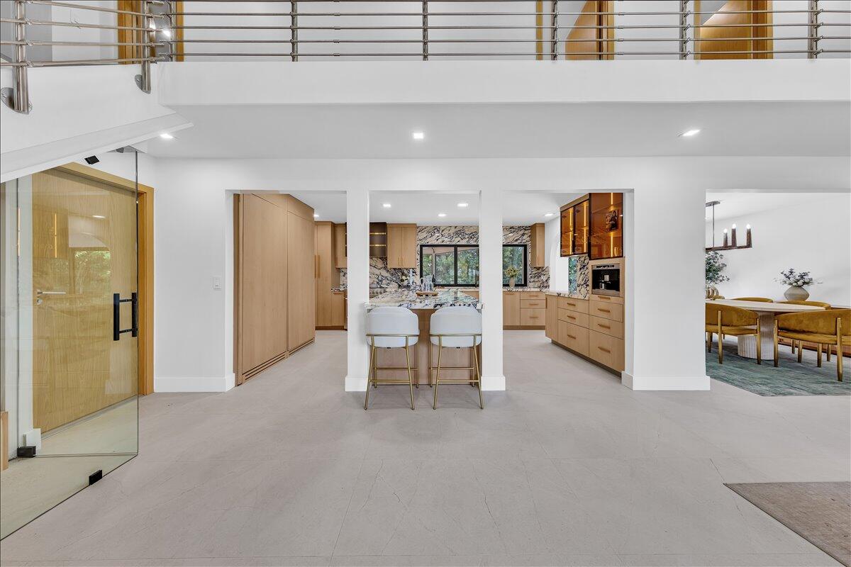 TEQUESTA COUNTRY CLUB - Residential