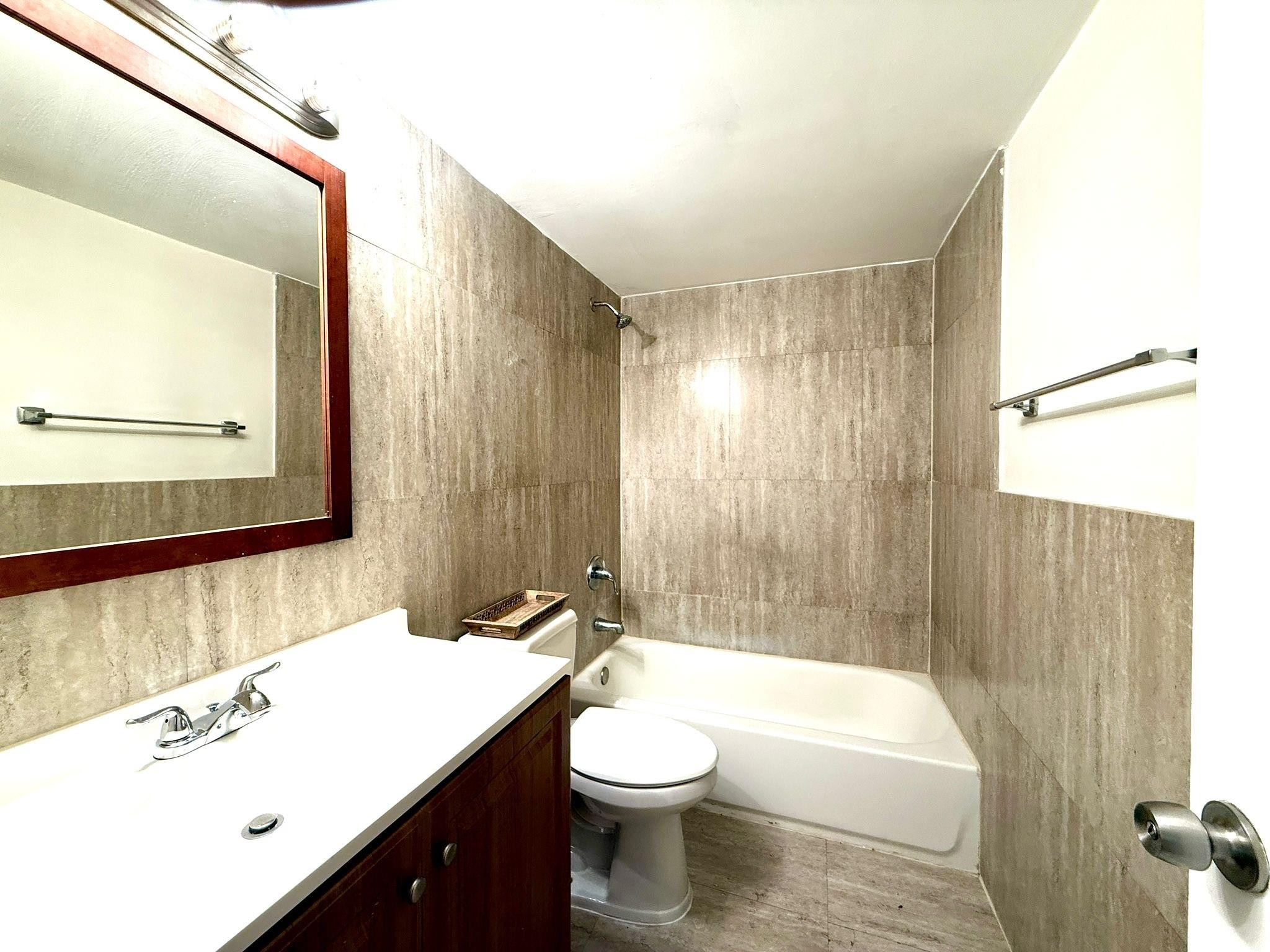 RESUB OF HIGHLAND ESTATES - Residential Lease