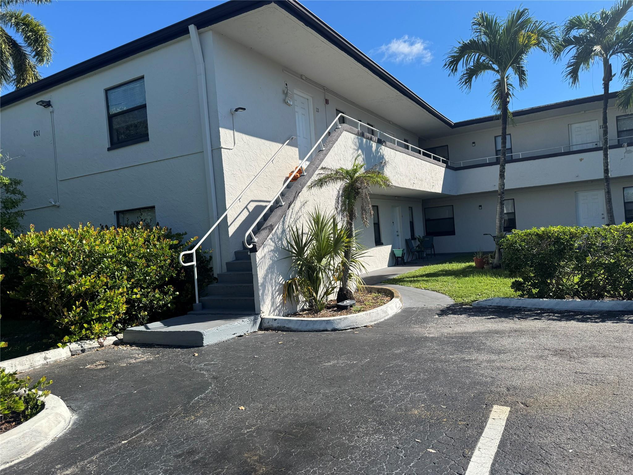 RESUB OF HIGHLAND ESTATES - Residential Lease