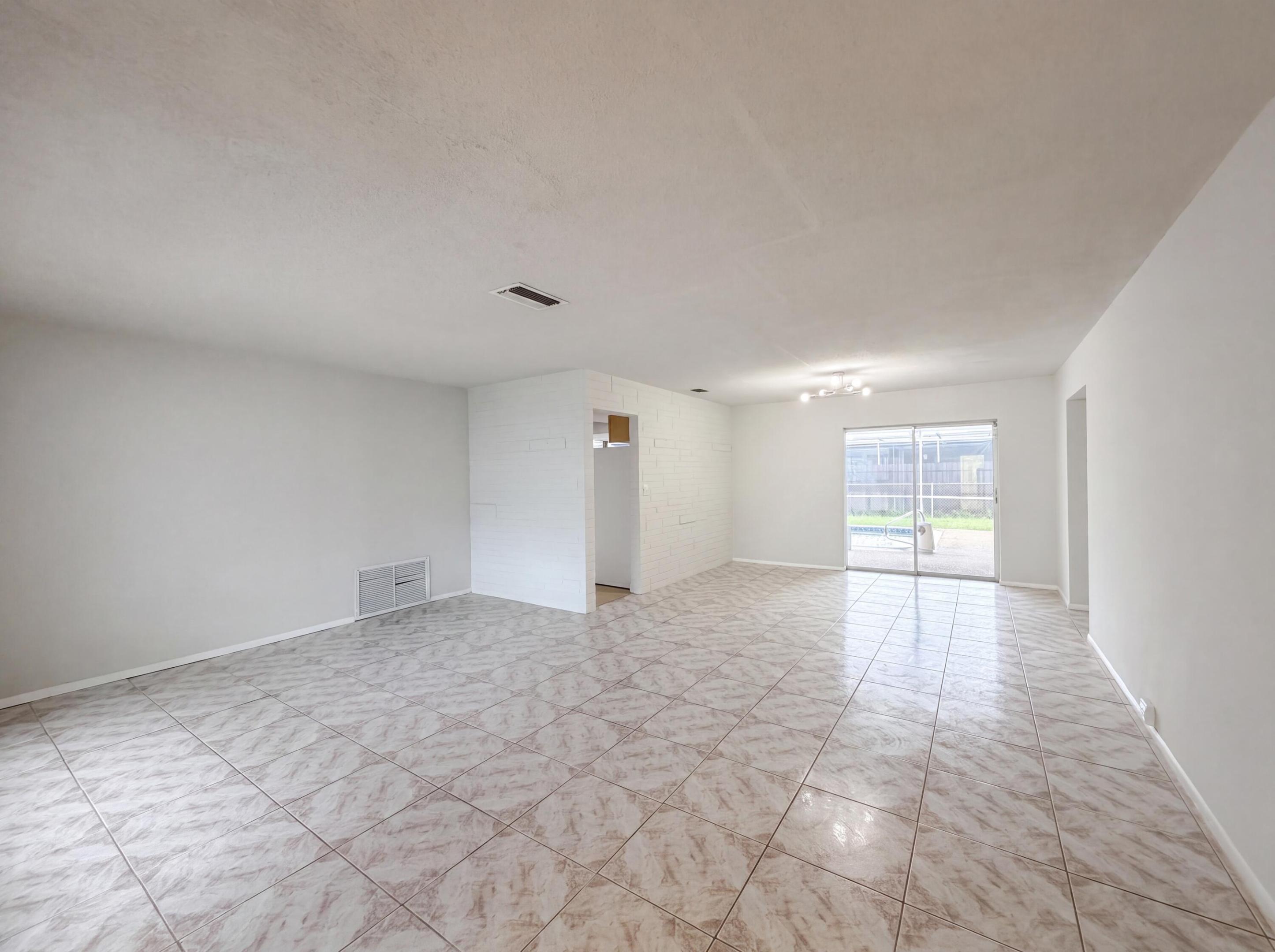 MIRAMAR PARK FOURTH ADD 65-7 B - Residential