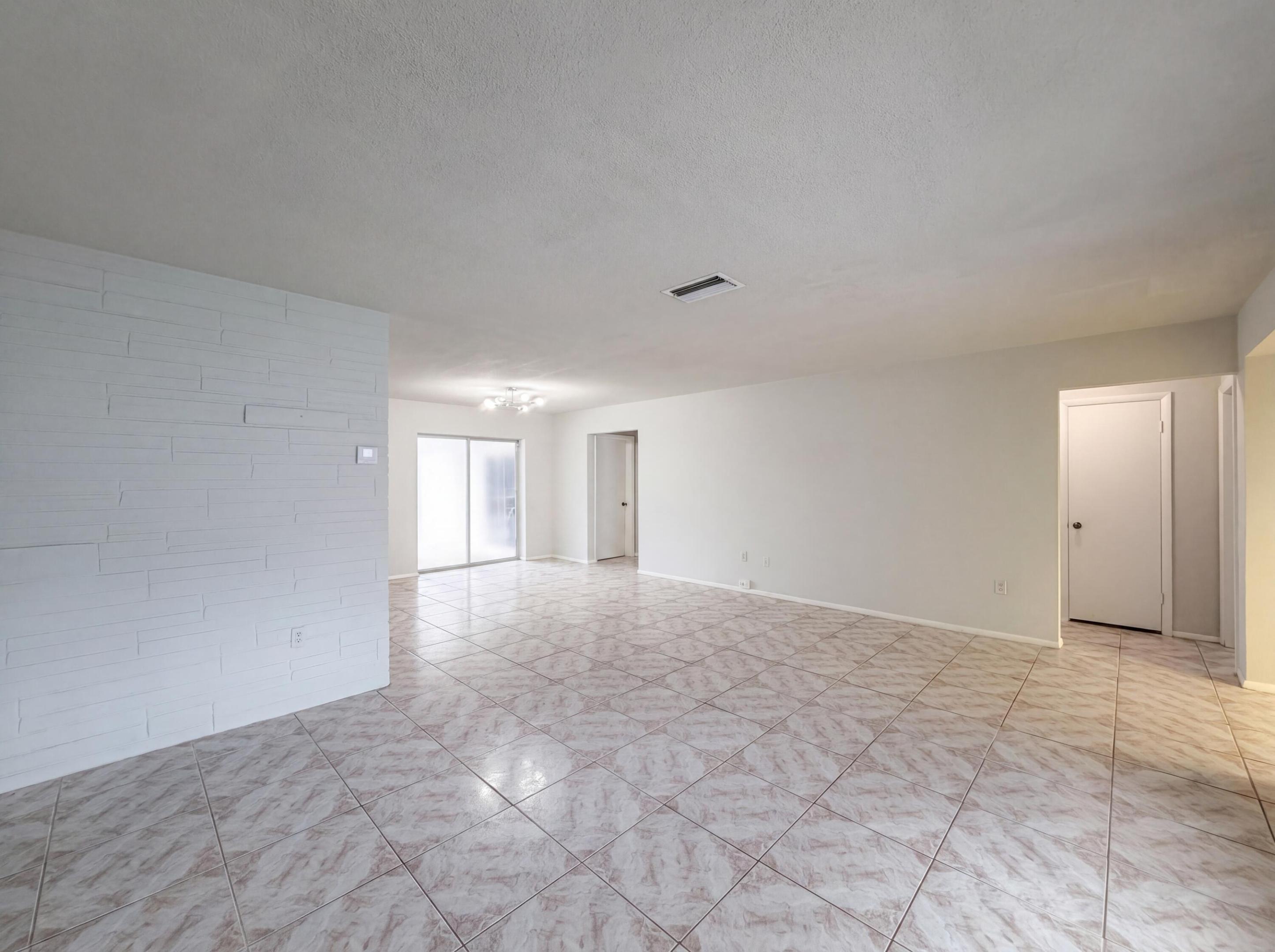 MIRAMAR PARK FOURTH ADD 65-7 B - Residential