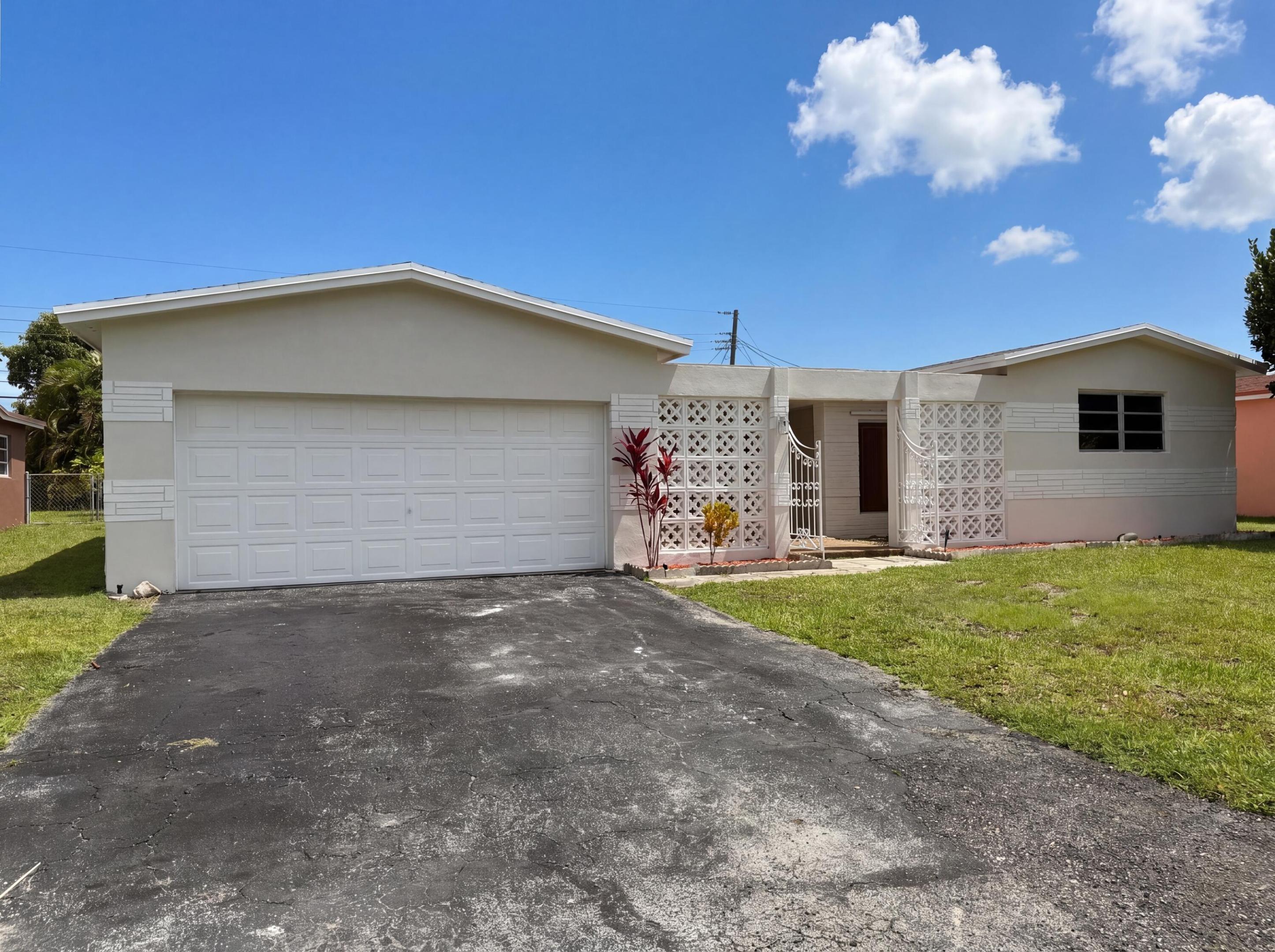 MIRAMAR PARK FOURTH ADD 65-7 B - Residential