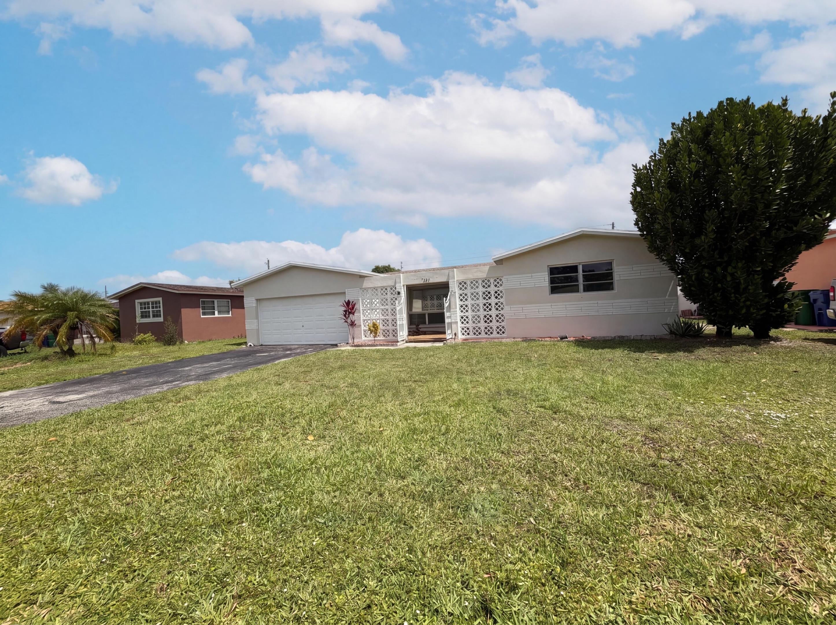 MIRAMAR PARK FOURTH ADD 65-7 B - Residential