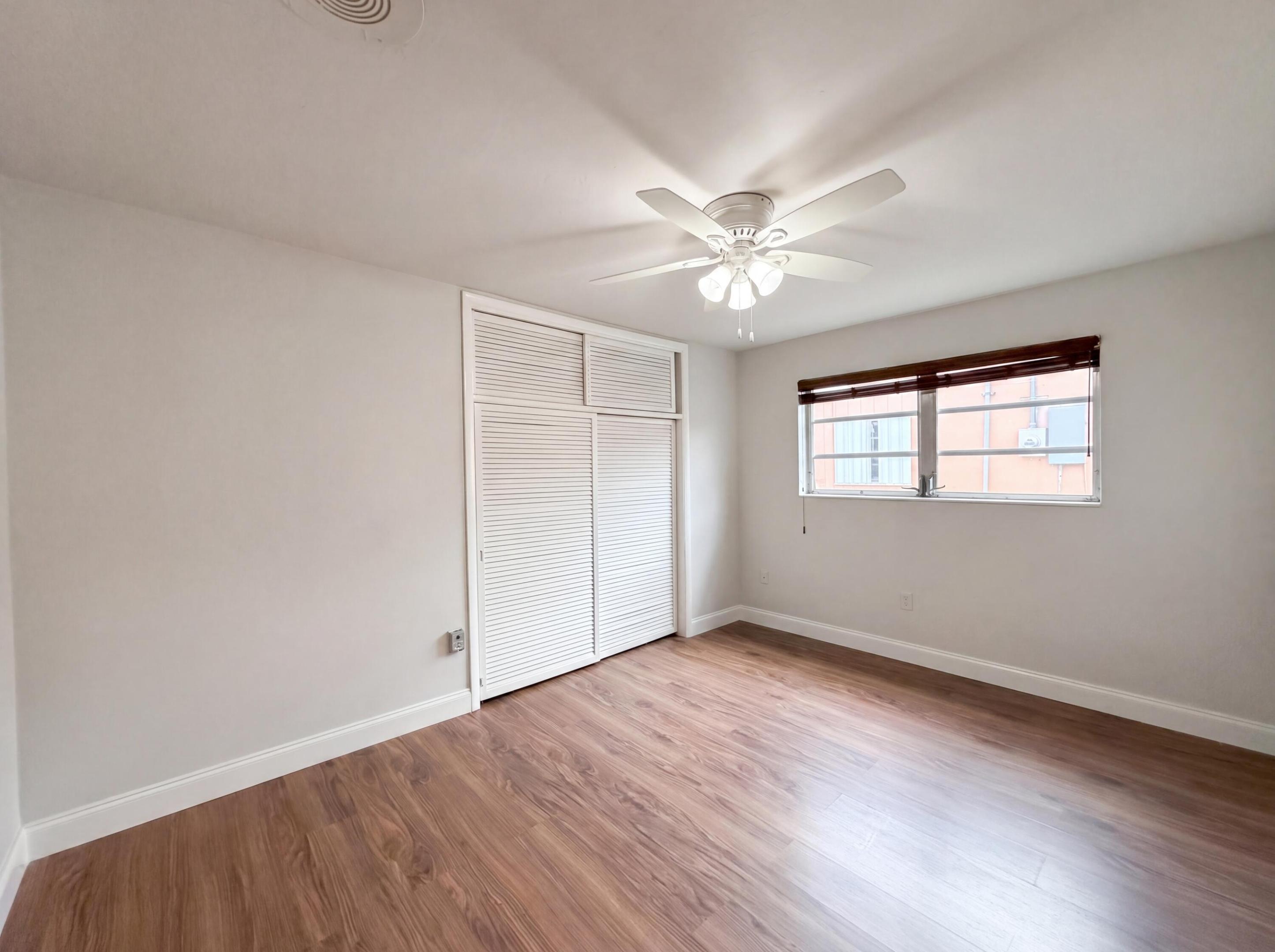 MIRAMAR PARK FOURTH ADD 65-7 B - Residential