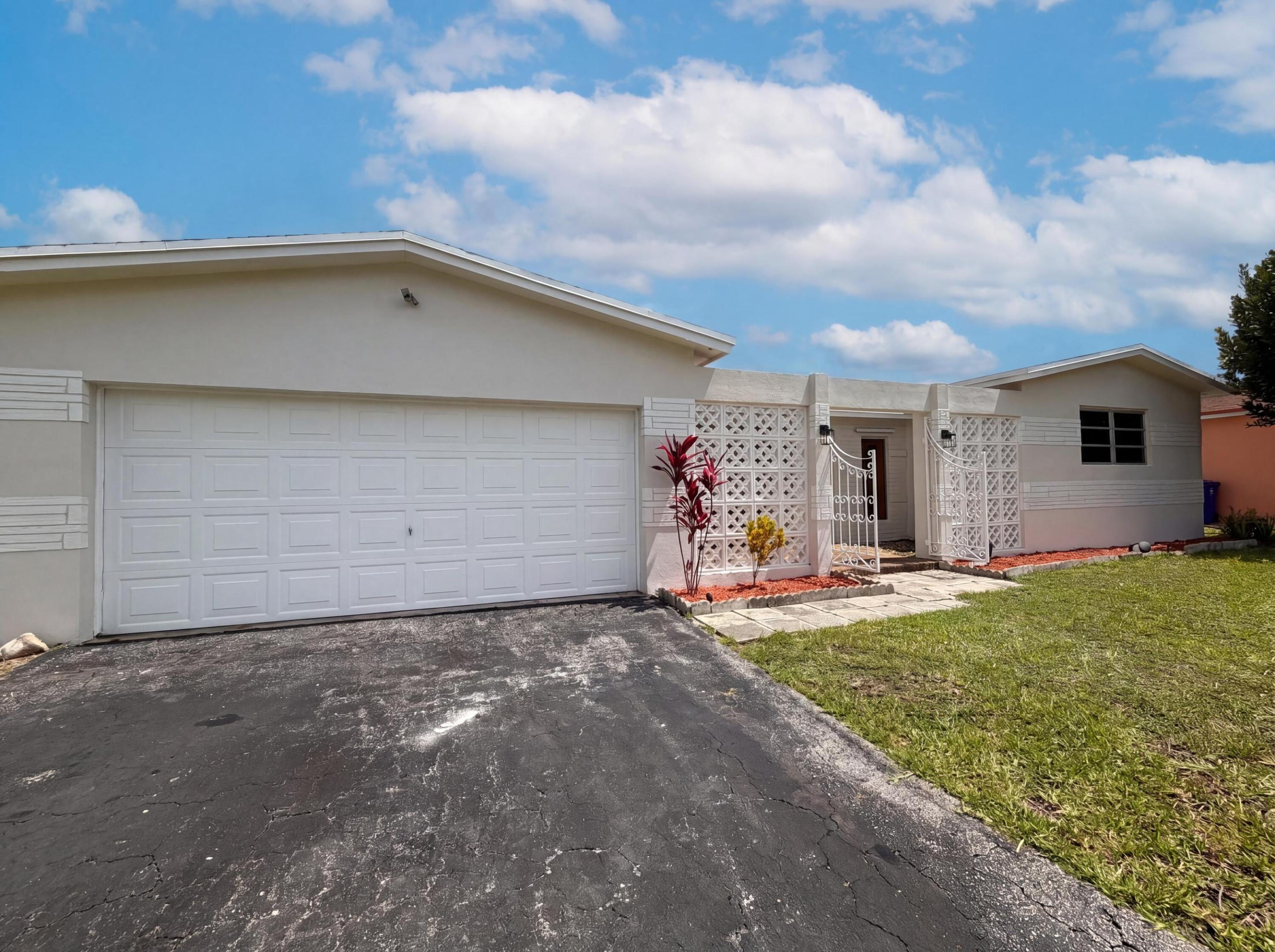 MIRAMAR PARK FOURTH ADD 65-7 B - Residential