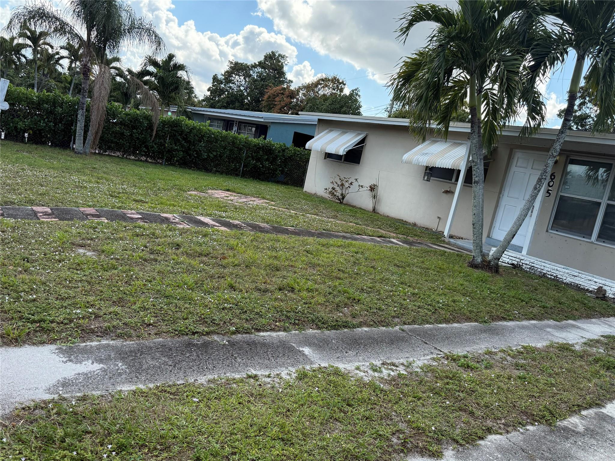 BRENDALE HEIGHTS - Residential Lease