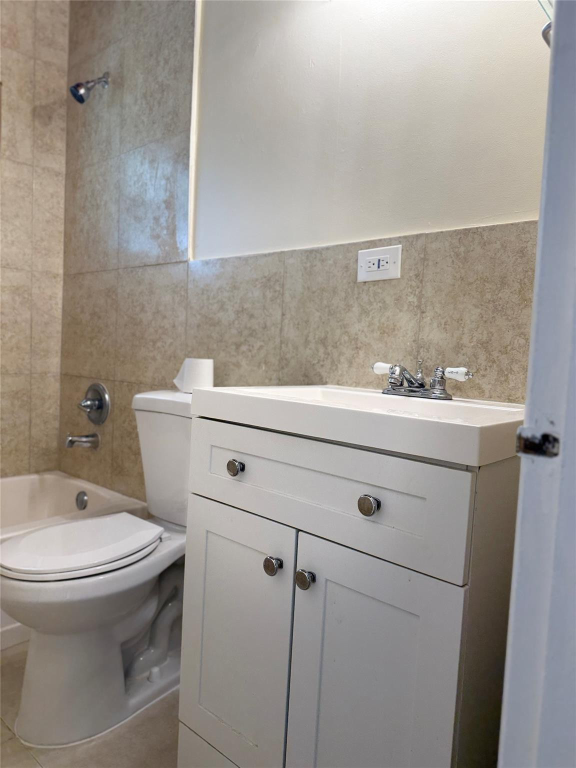BRENDALE HEIGHTS - Residential Lease