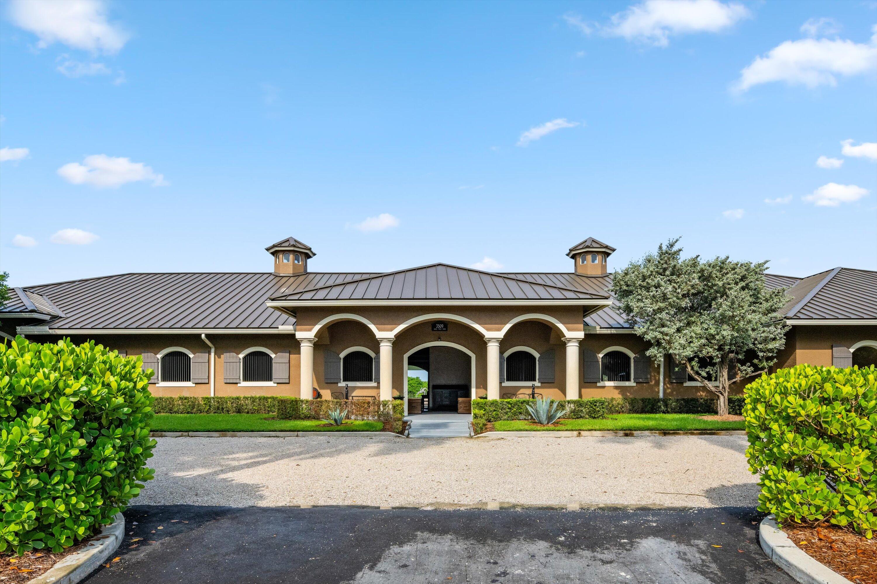 GRAND PRIX FARMS - Residential