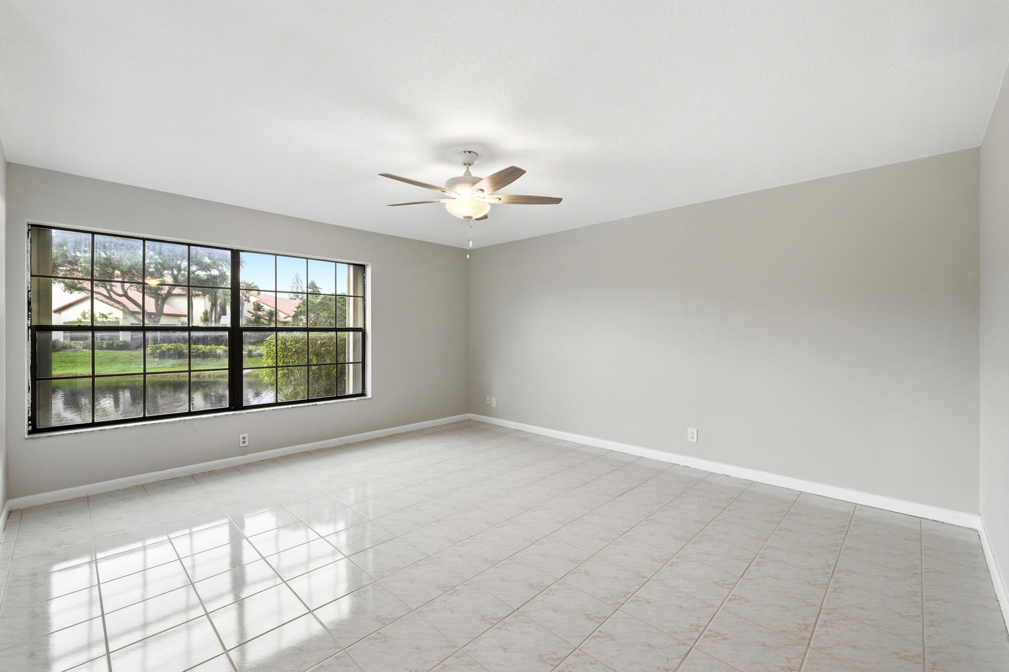 LUCERNE PARK CONDOS - Residential Lease