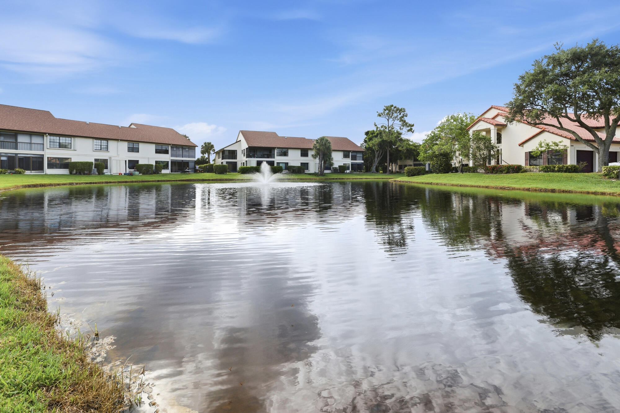 LUCERNE PARK CONDOS - Residential Lease