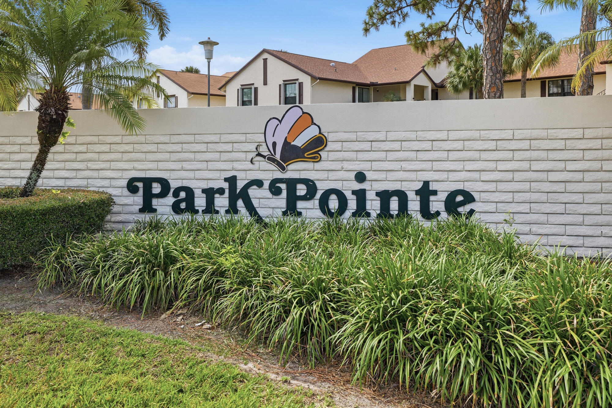 LUCERNE PARK CONDOS - Residential Lease