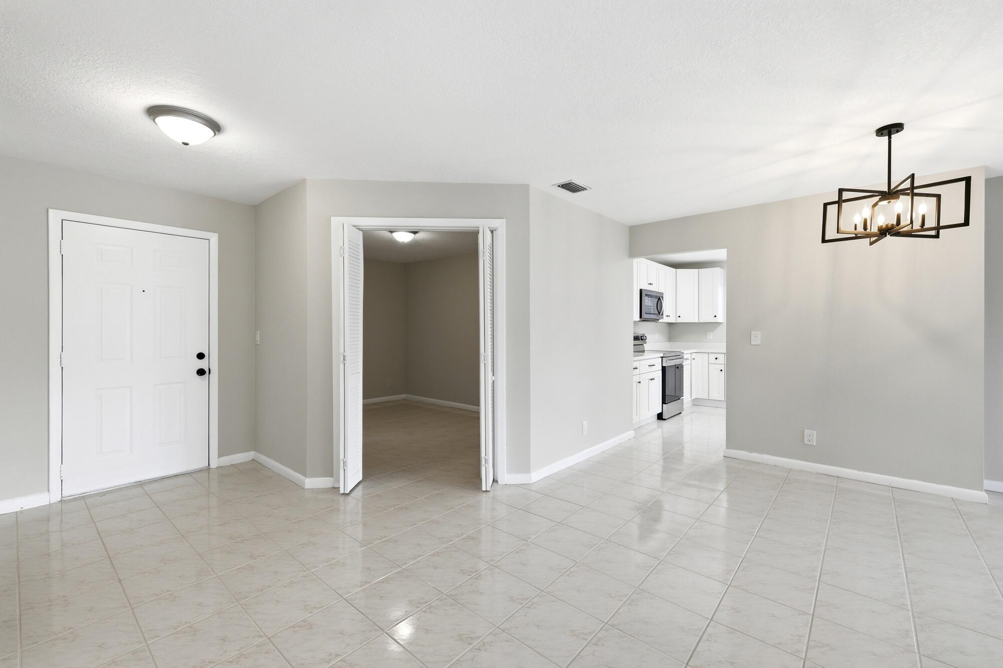 LUCERNE PARK CONDOS - Residential Lease