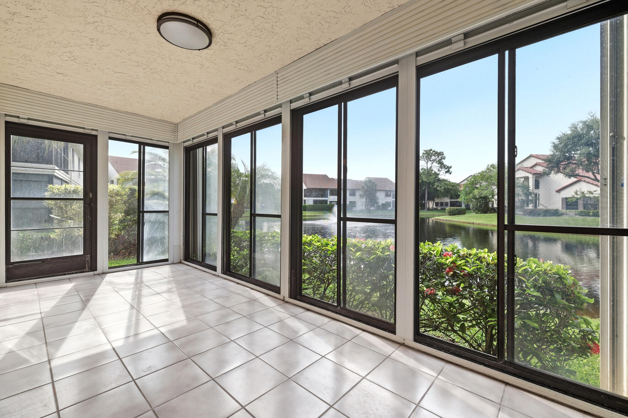 LUCERNE PARK CONDOS - Residential Lease