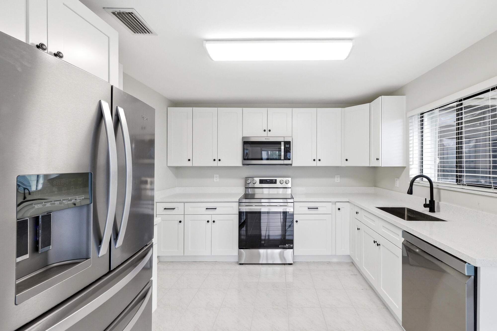 LUCERNE PARK CONDOS - Residential Lease