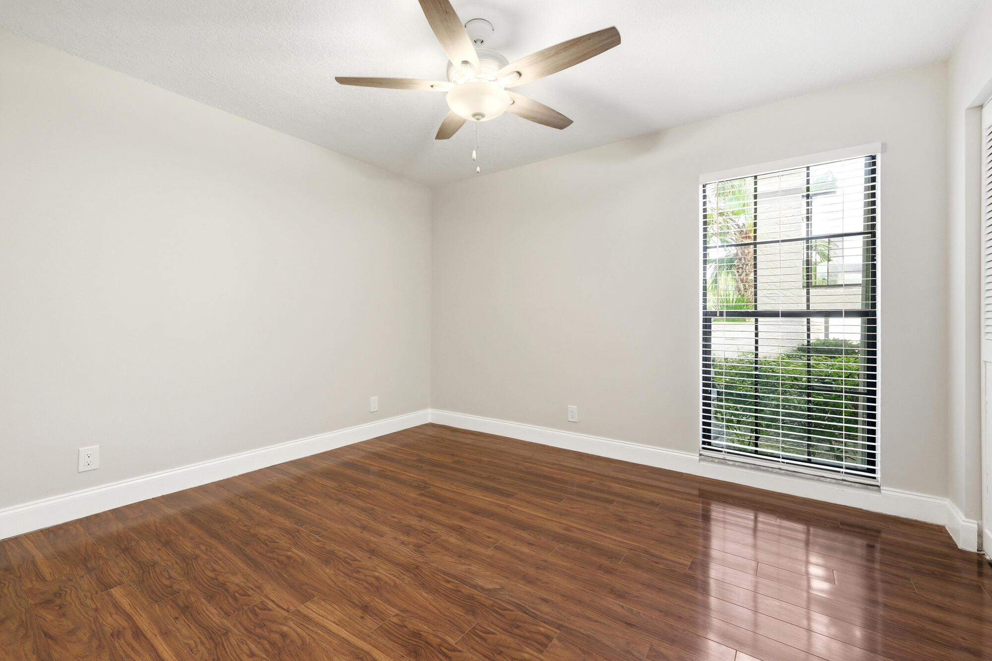 LUCERNE PARK CONDOS - Residential Lease