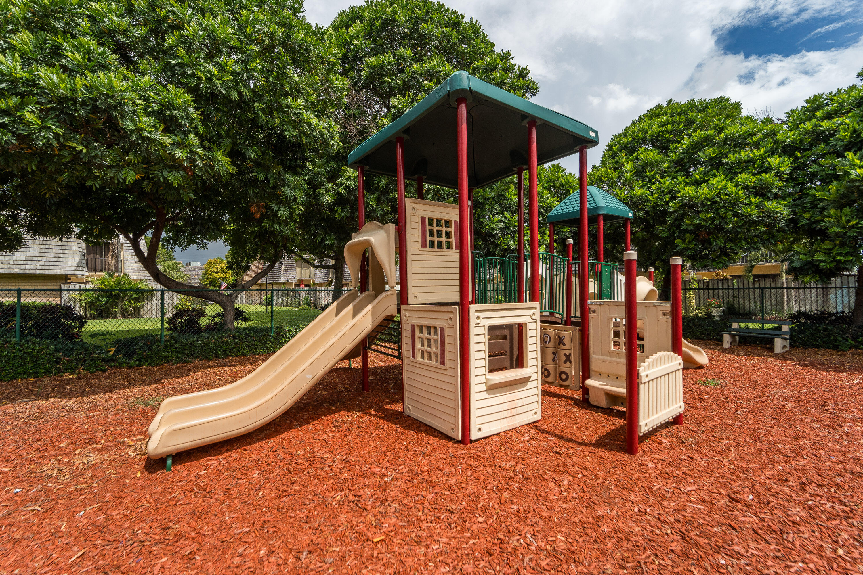 LAKEWOOD - Residential