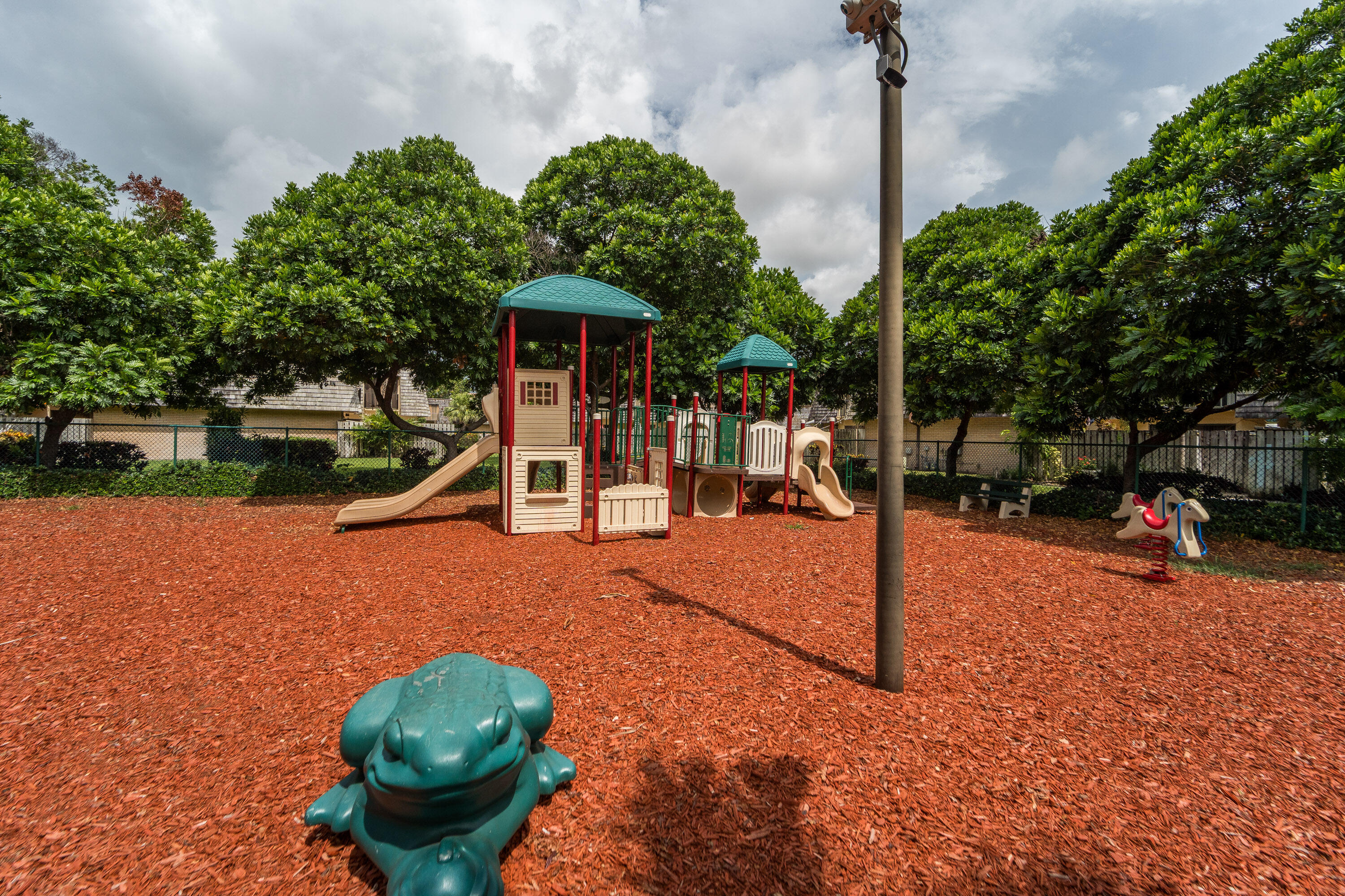 LAKEWOOD - Residential