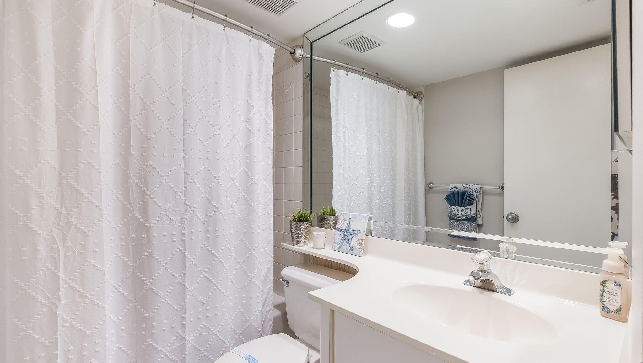 PARC COURT CONDO - Residential