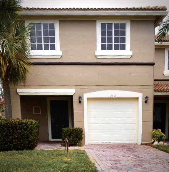 THIRD REPLAT OF PORTOFINO ISLES - Residential Lease