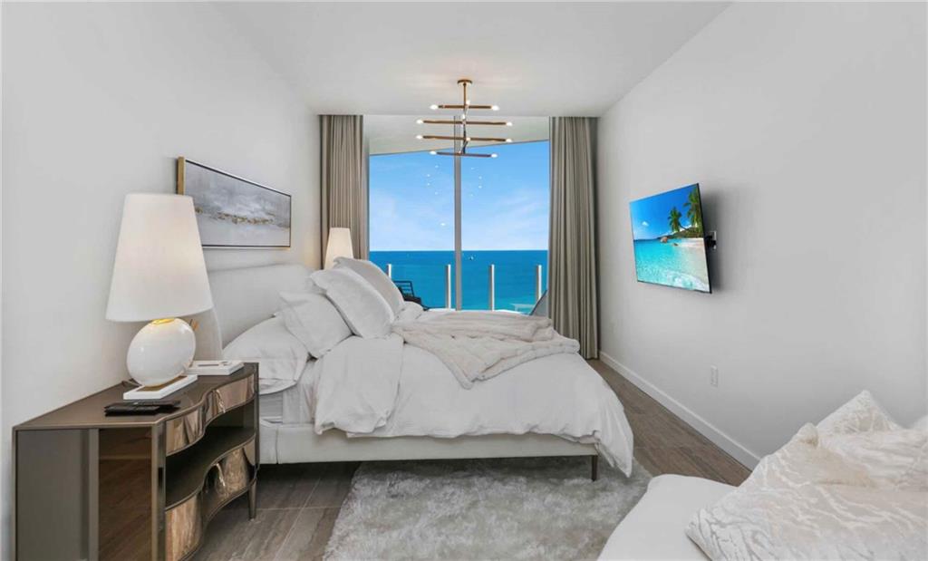 Four Seasons - Residential