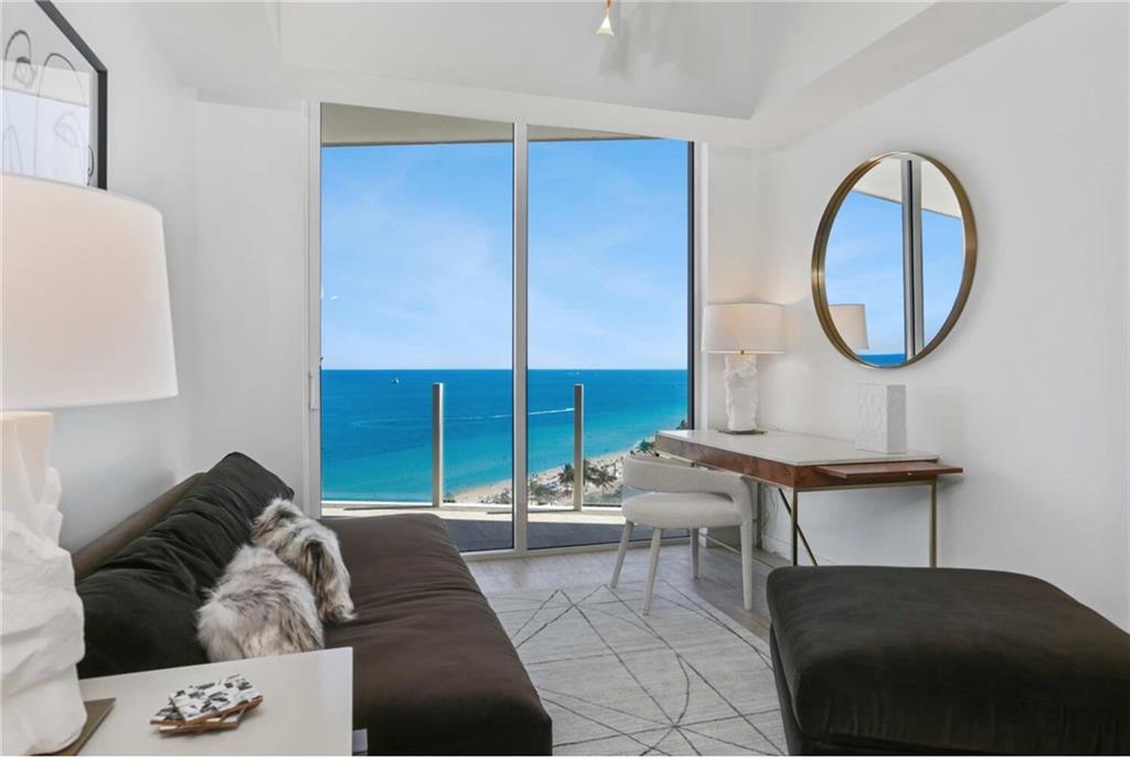 Four Seasons - Residential