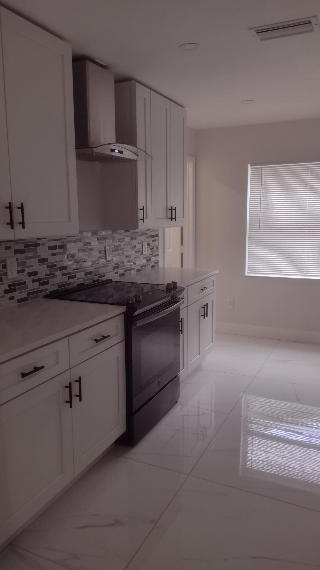 SANDALFOOT COVE SEC 2 - Residential