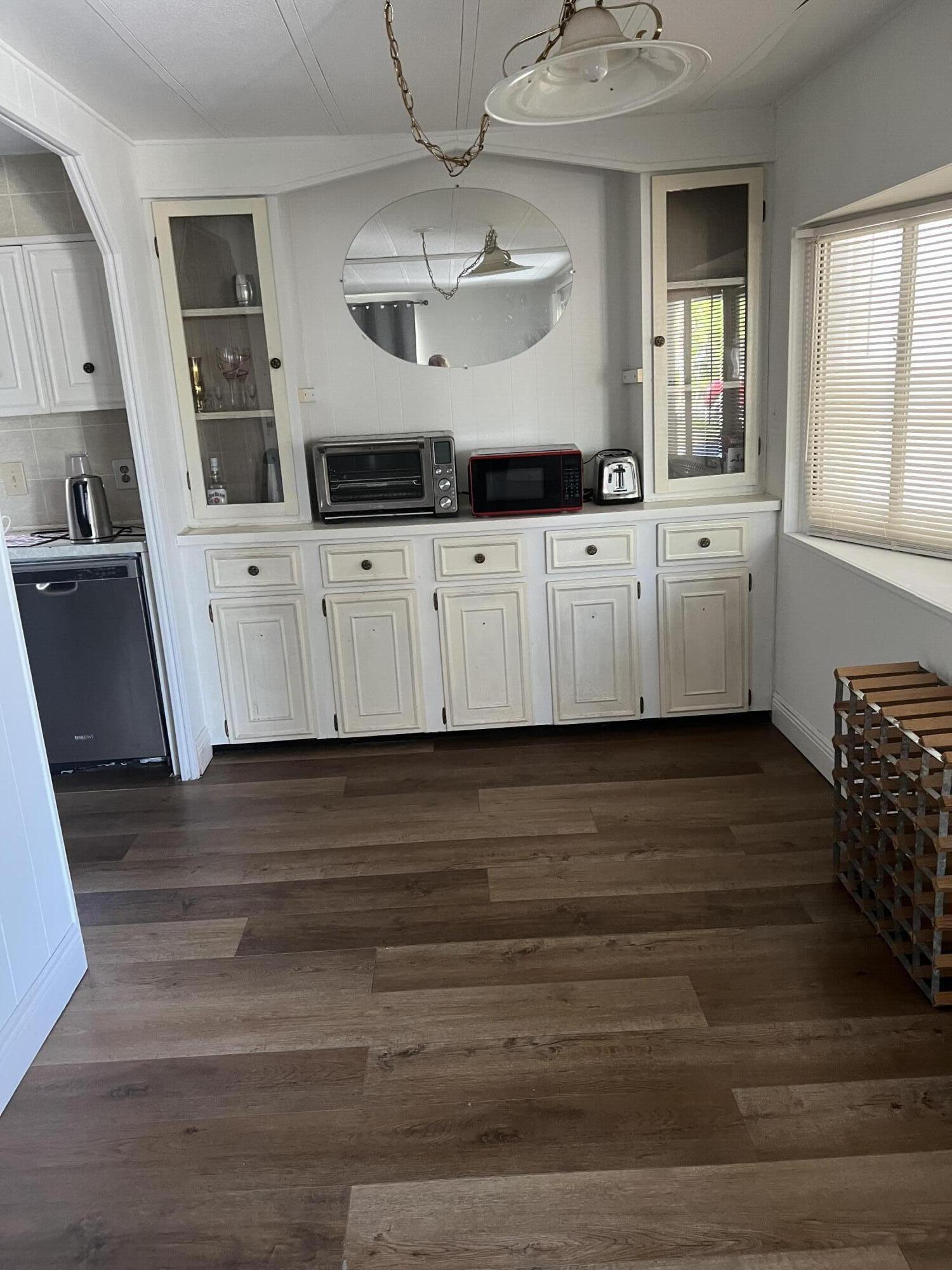 Spanish Lakes Riverfront - Residential Lease