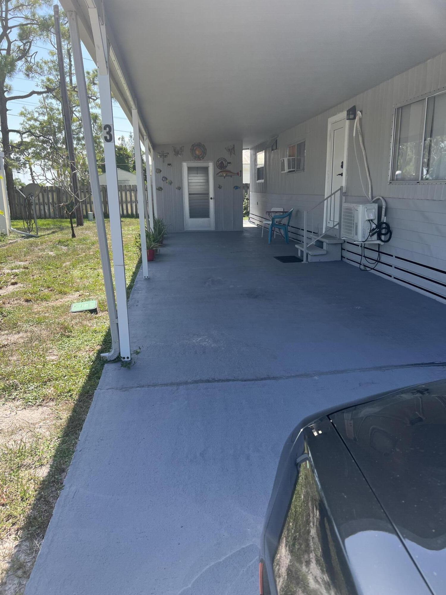 Spanish Lakes Riverfront - Residential Lease