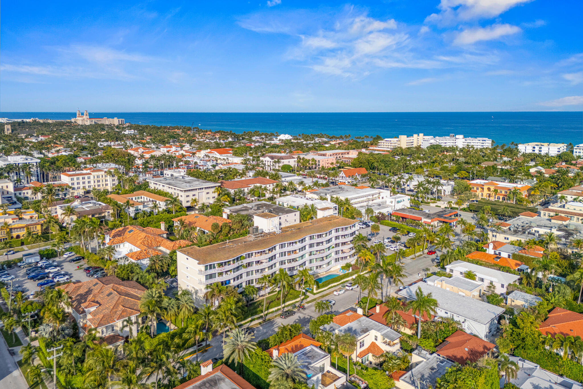 MELBORNE HOUSE CONDO - Residential