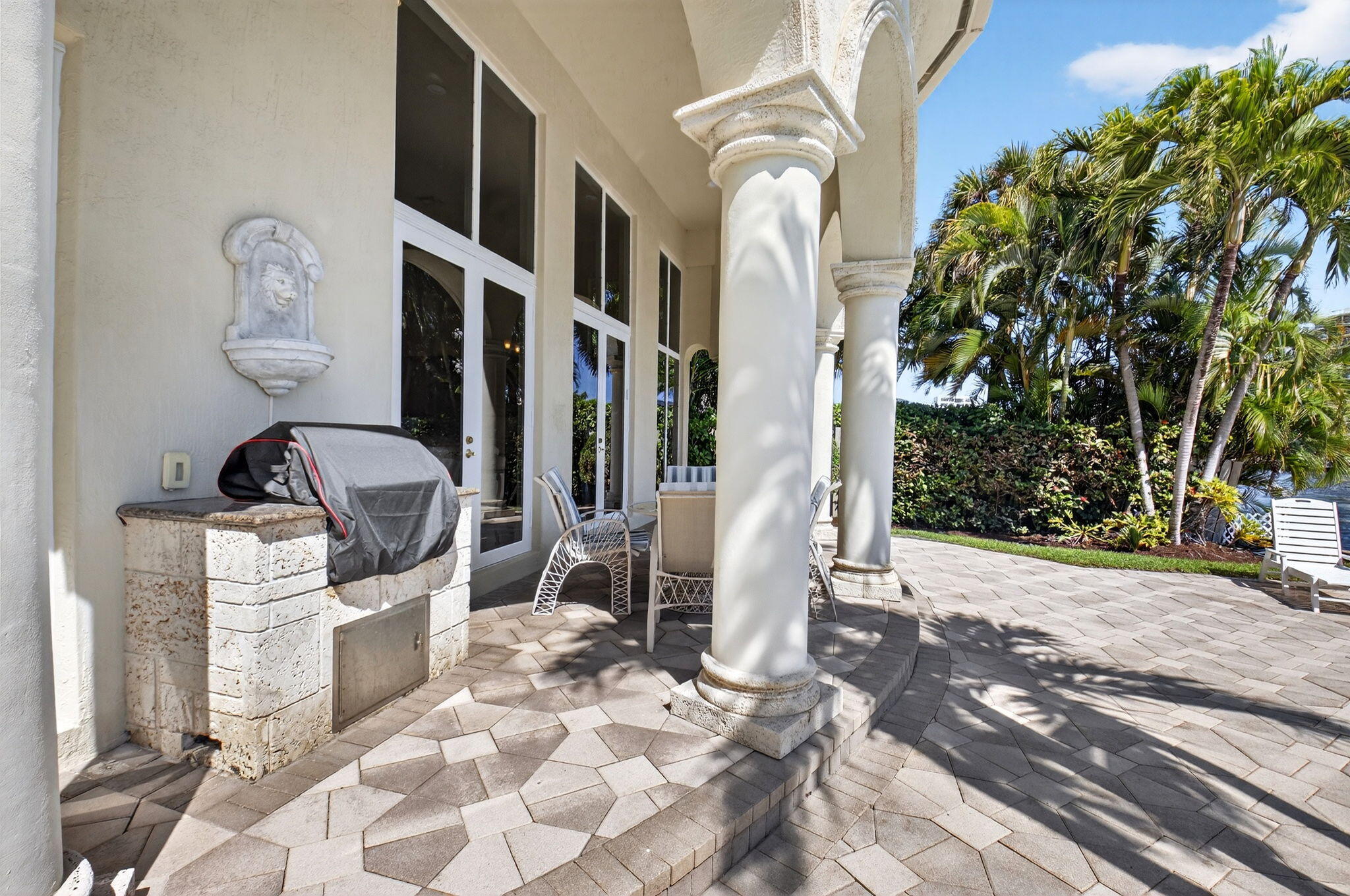 TROPIC ISLE - Residential