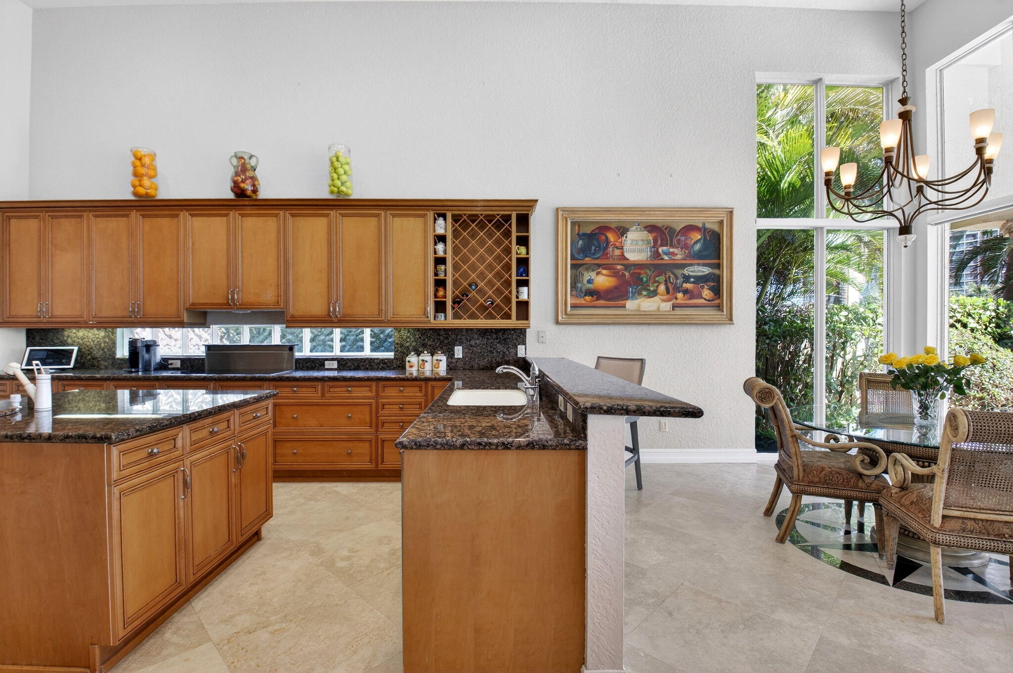 TROPIC ISLE - Residential