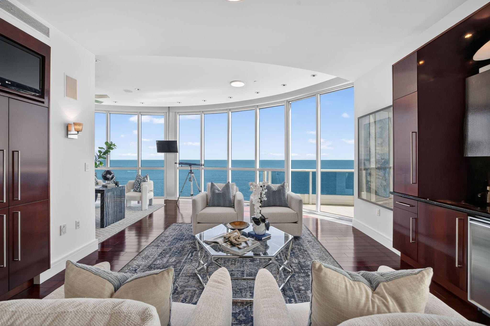 Aquazul - Residential