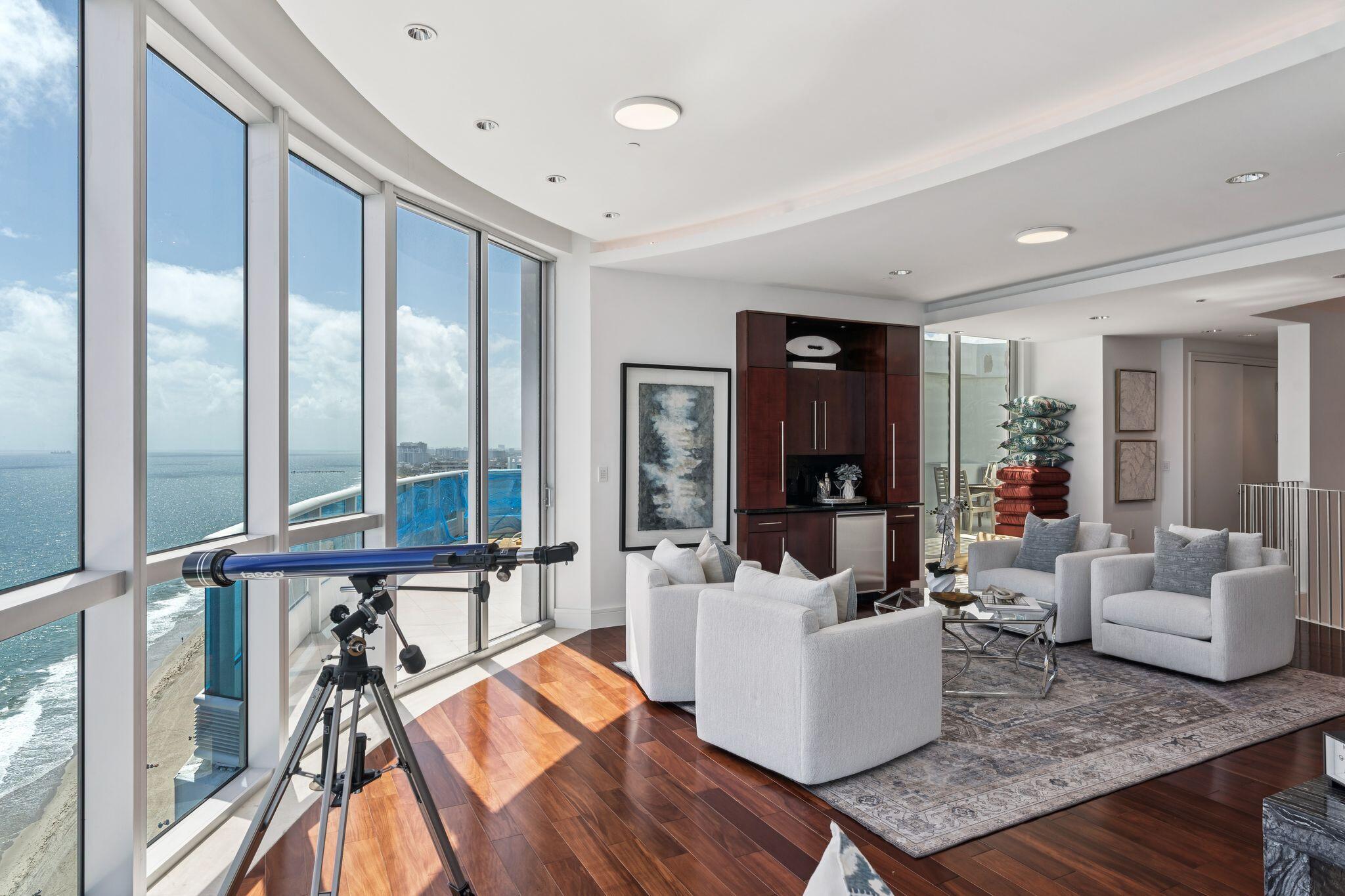 Aquazul - Residential