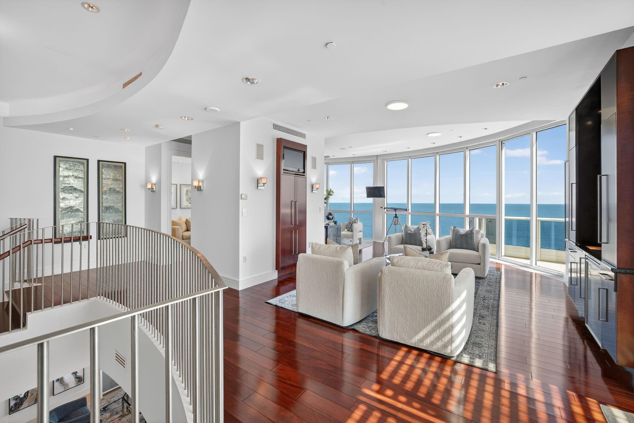 Aquazul - Residential
