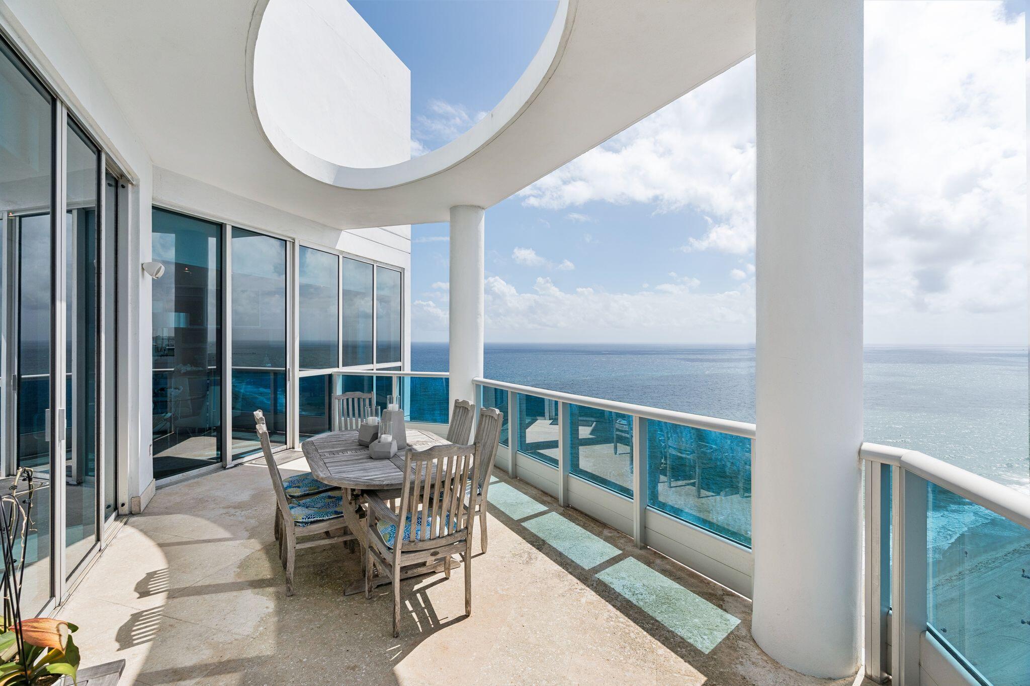 Aquazul - Residential
