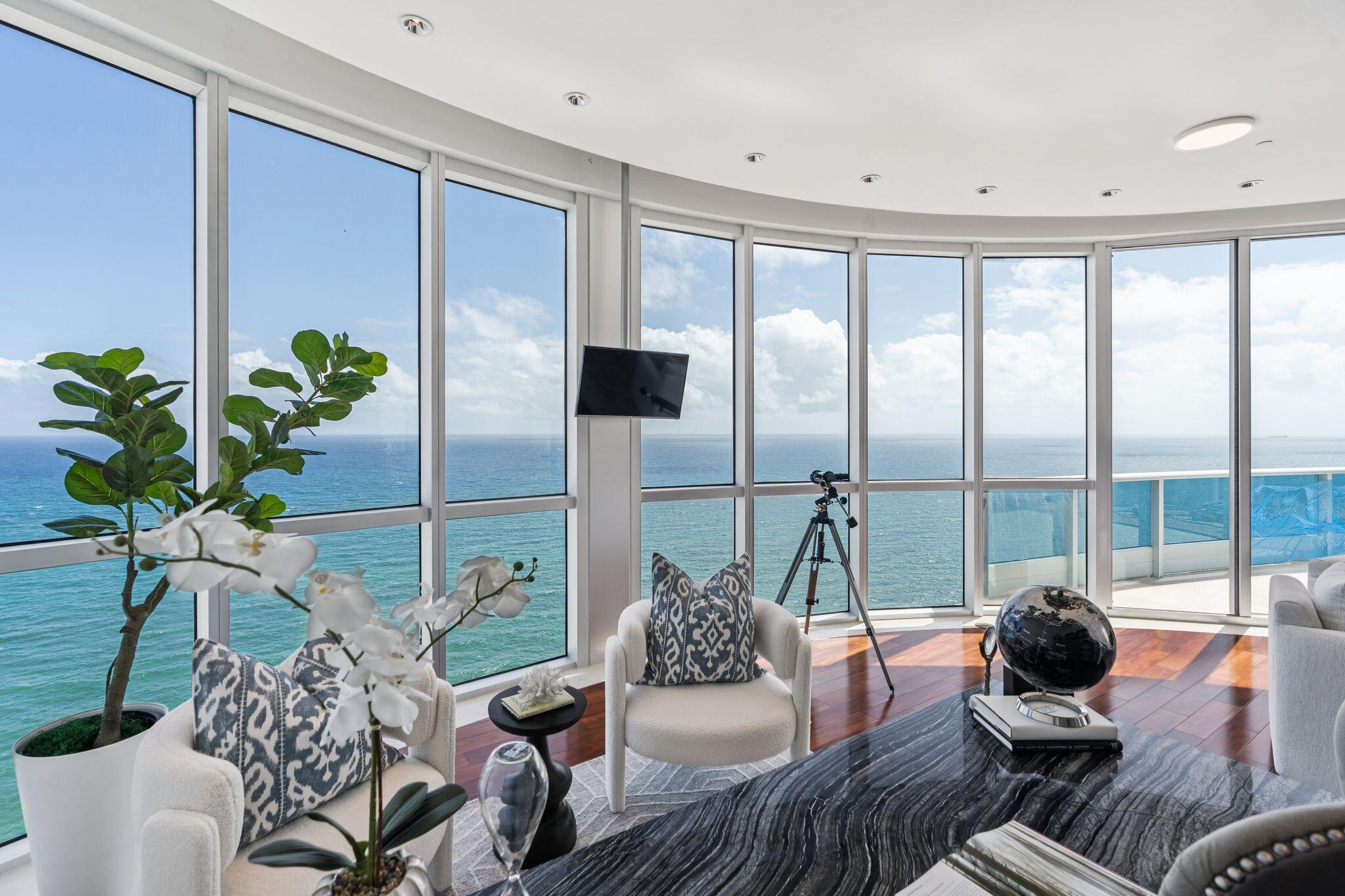 Aquazul - Residential