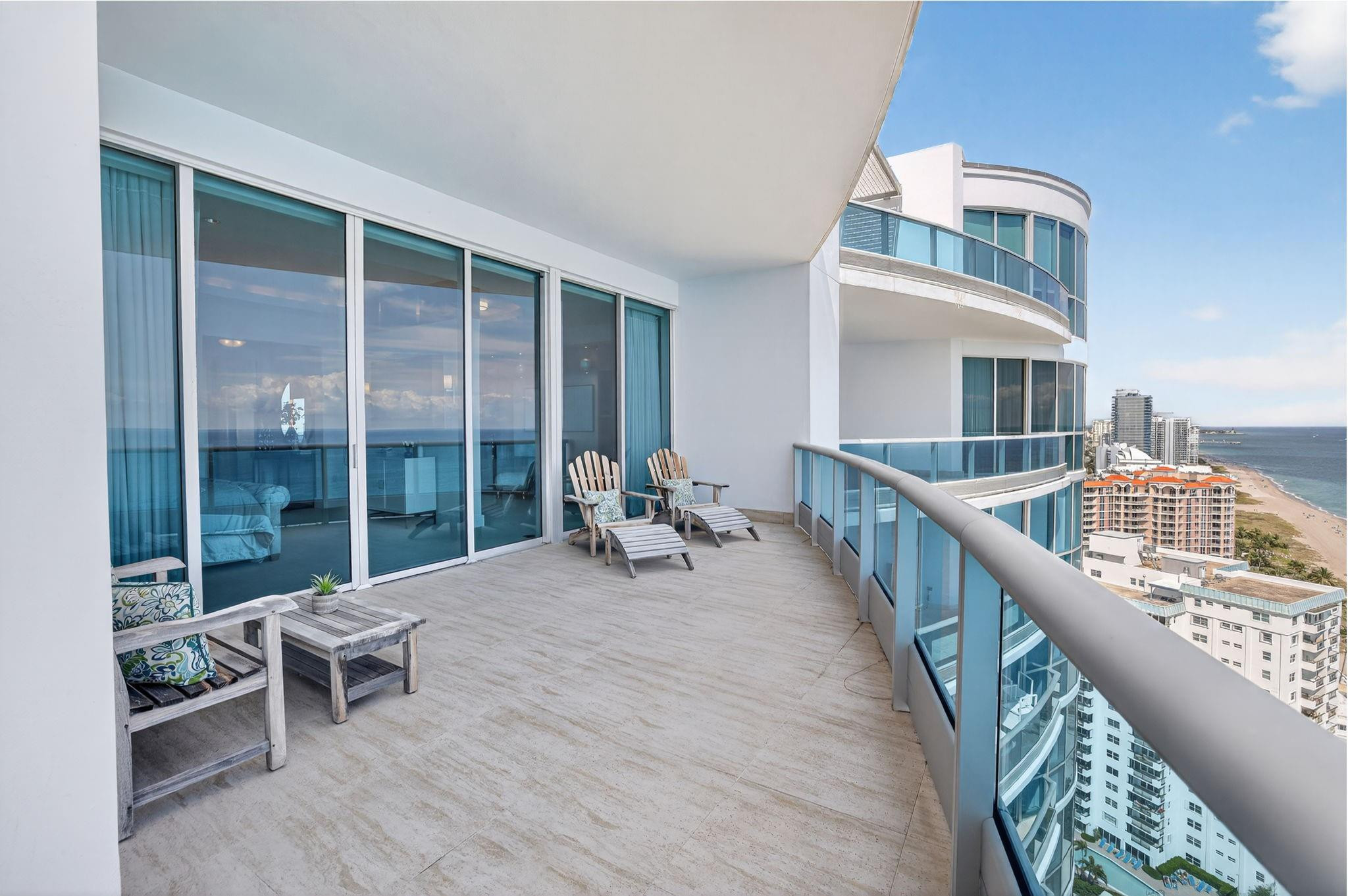 Aquazul - Residential