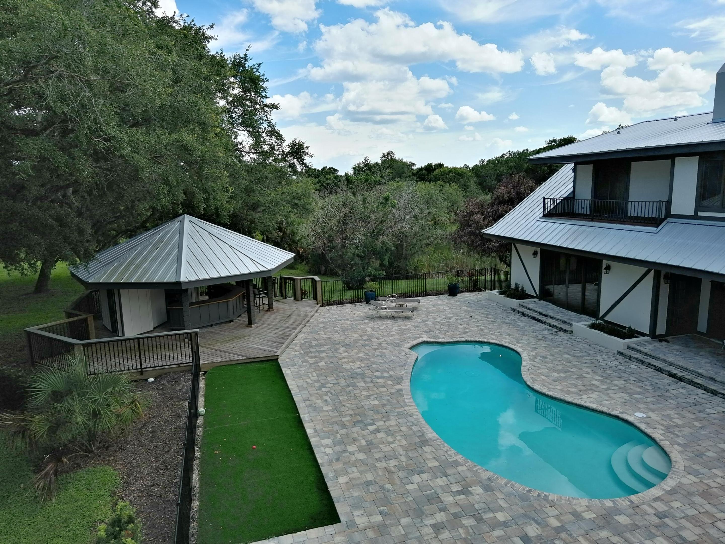 METES AND BOUNDS - Residential