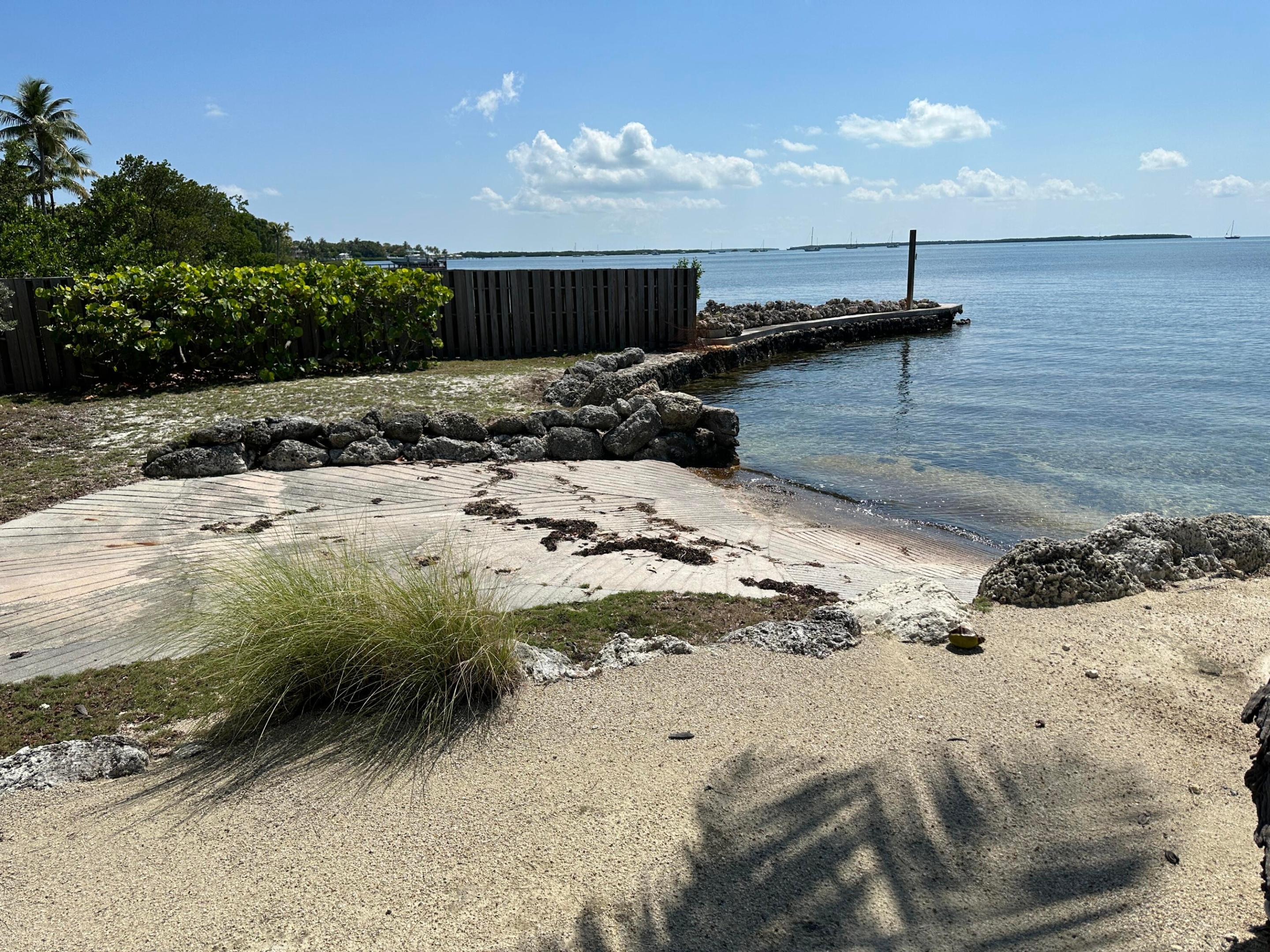 ISLAMORADA, TOWNSITE OF - Residential