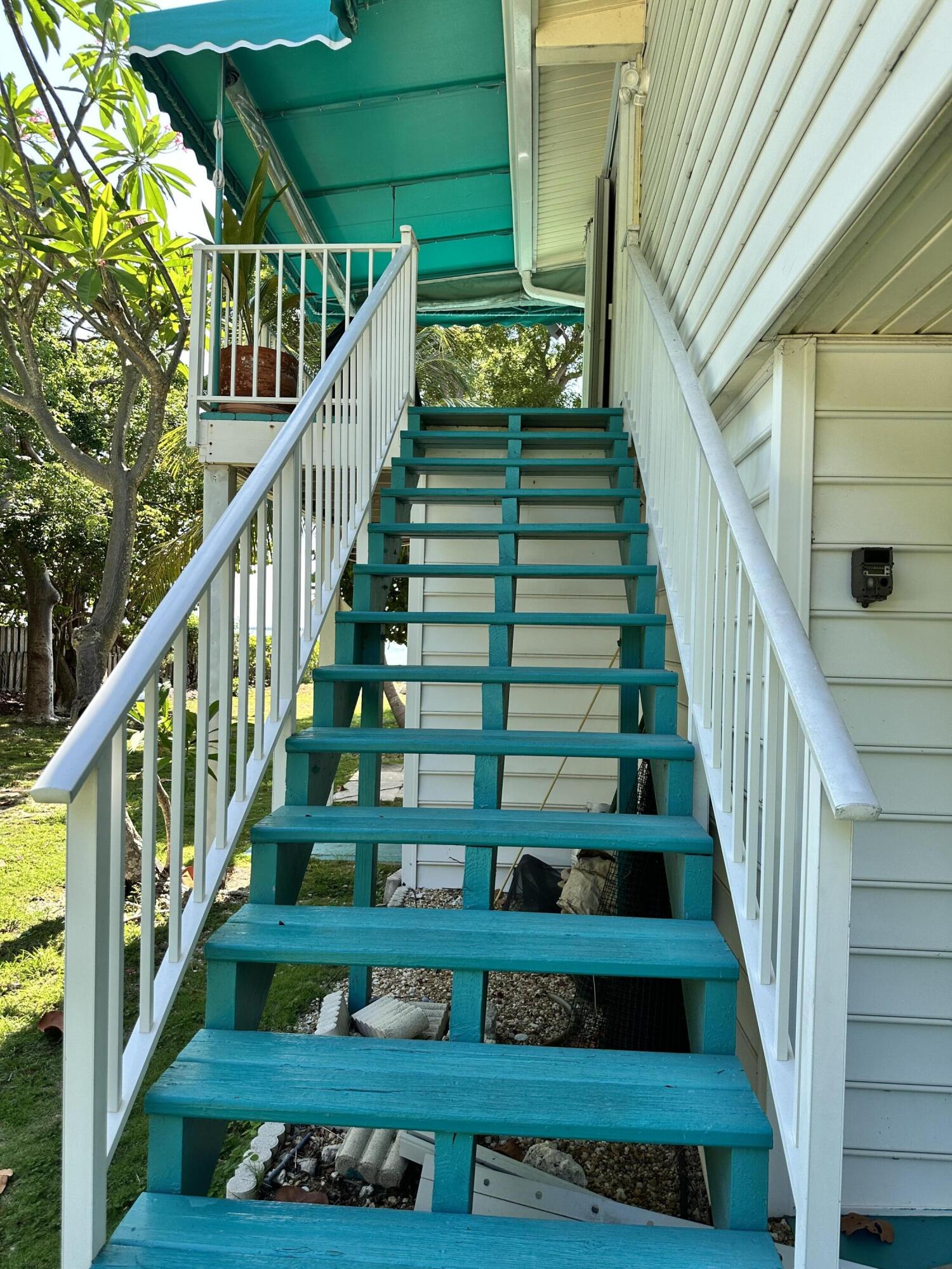 ISLAMORADA, TOWNSITE OF - Residential