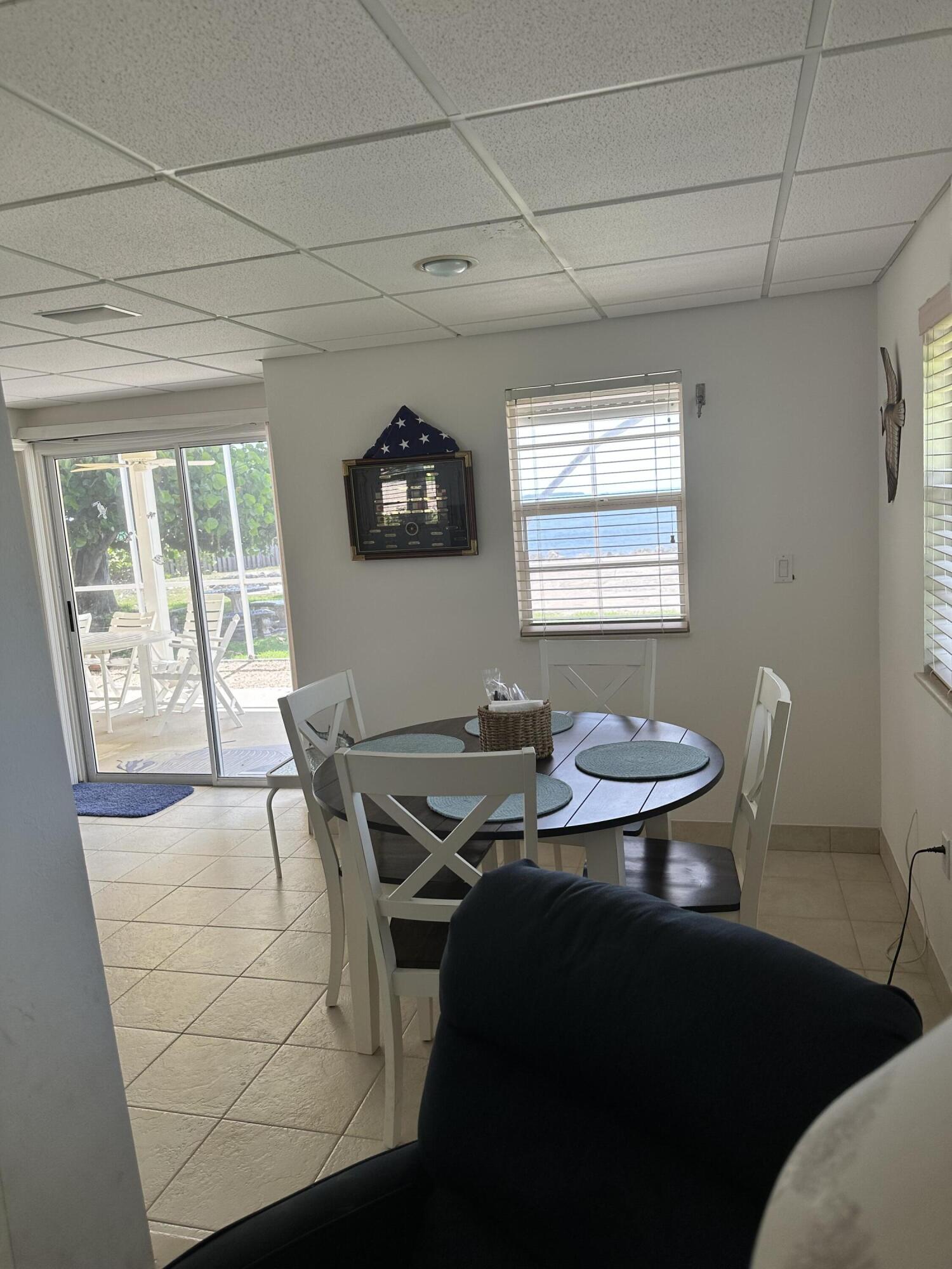 ISLAMORADA, TOWNSITE OF - Residential