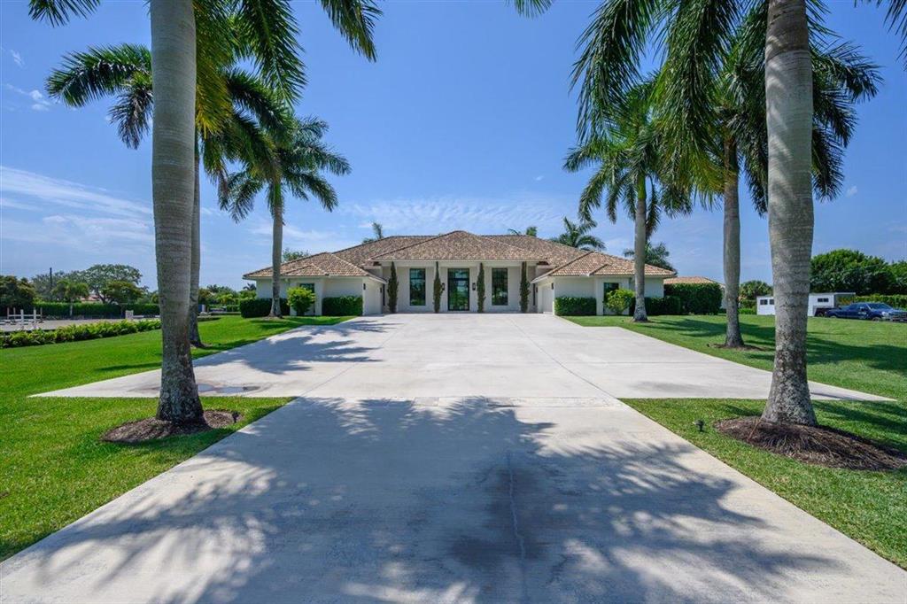 PALM BEACH POINT - Residential