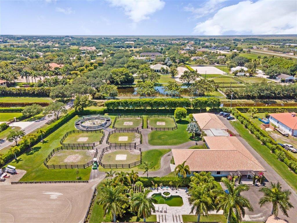 PALM BEACH POINT - Residential
